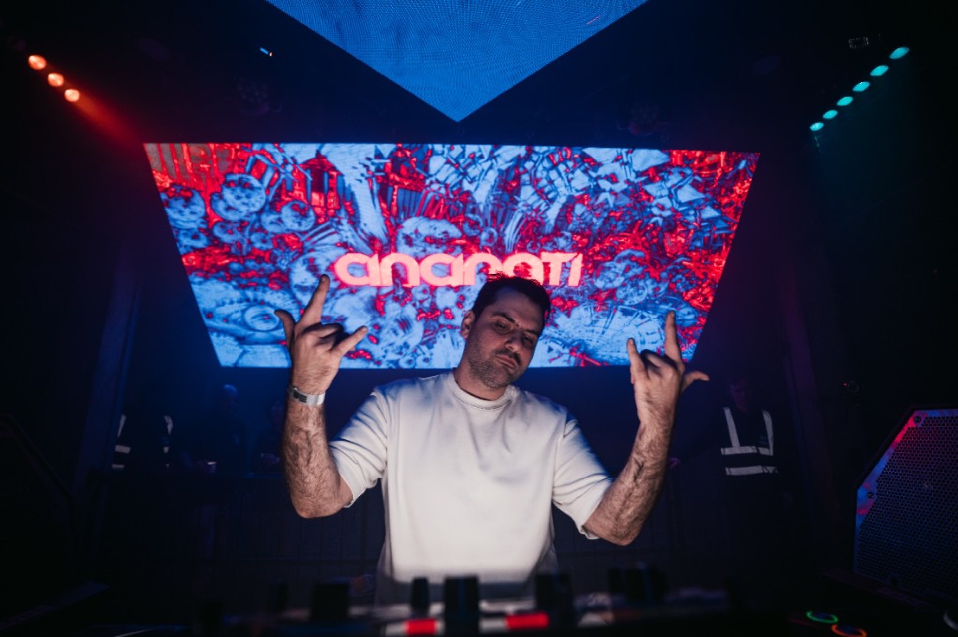 Cincinati branding on LED wall — Persian DJ London headline visuals